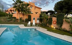 Marbella Deluxe Rooms In Royal Cabopino Townhouse